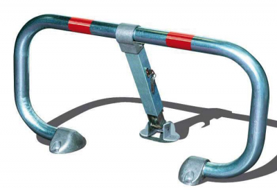 El Ayuntamiento de Nuevo Bazt&aacute;n dota a la Urbanizaci&oacute;n de diversos elementos urban&iacute;sticos.