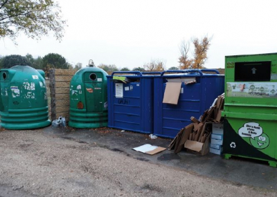 Limpieza en la Urbanizaci&oacute;n.